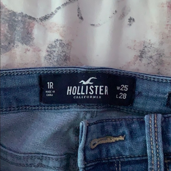 Jeans - Picture 2 of 3